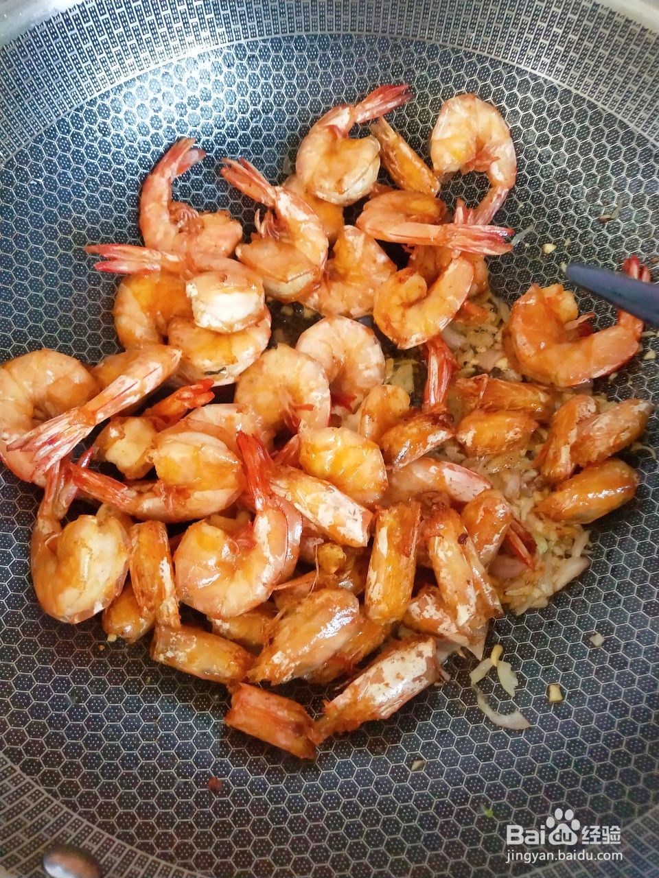 香酥可口的椒盐大虾