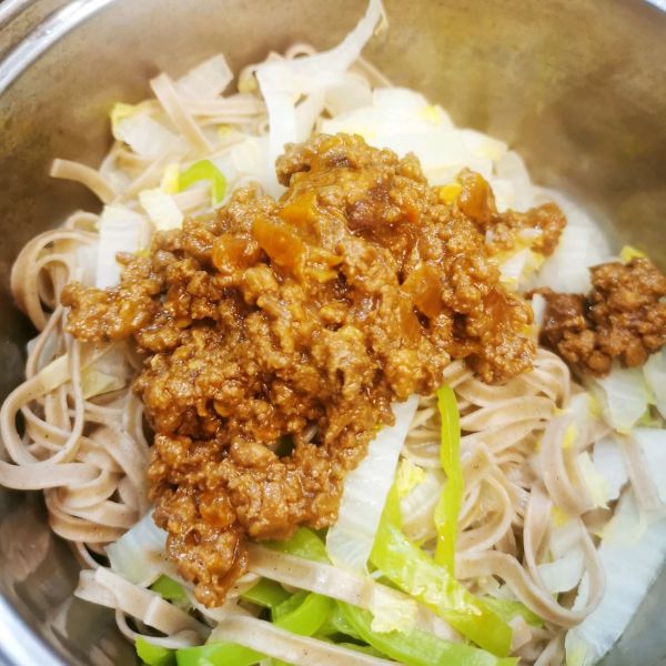 懒人快手自制低脂牛肉酱拌面