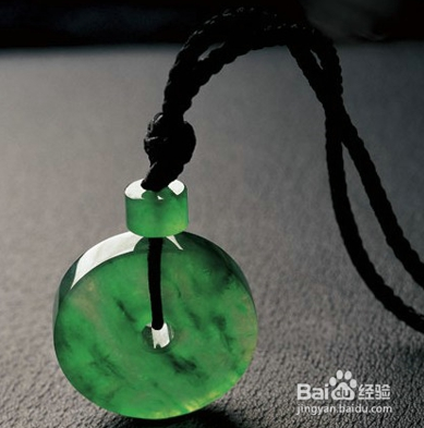 帝王绿翡翠价格多少钱合理