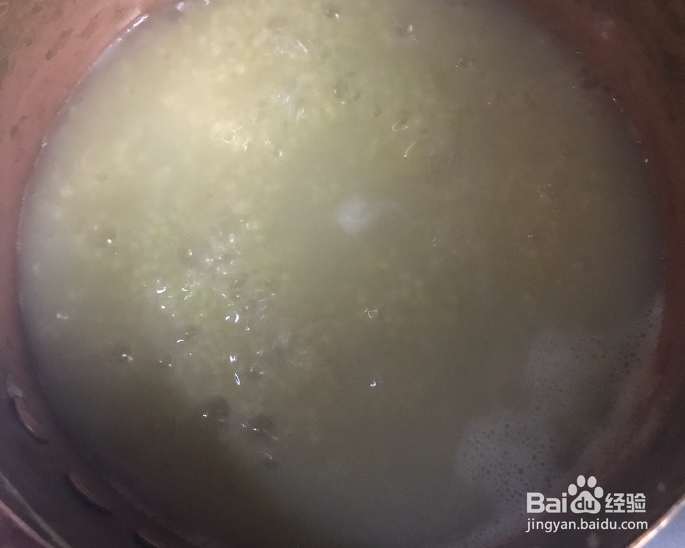 家常做法的米油小米粥