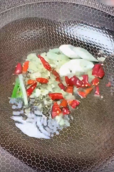 香辣花甲怎么做