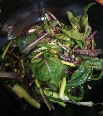 清炒红菜薹的做法