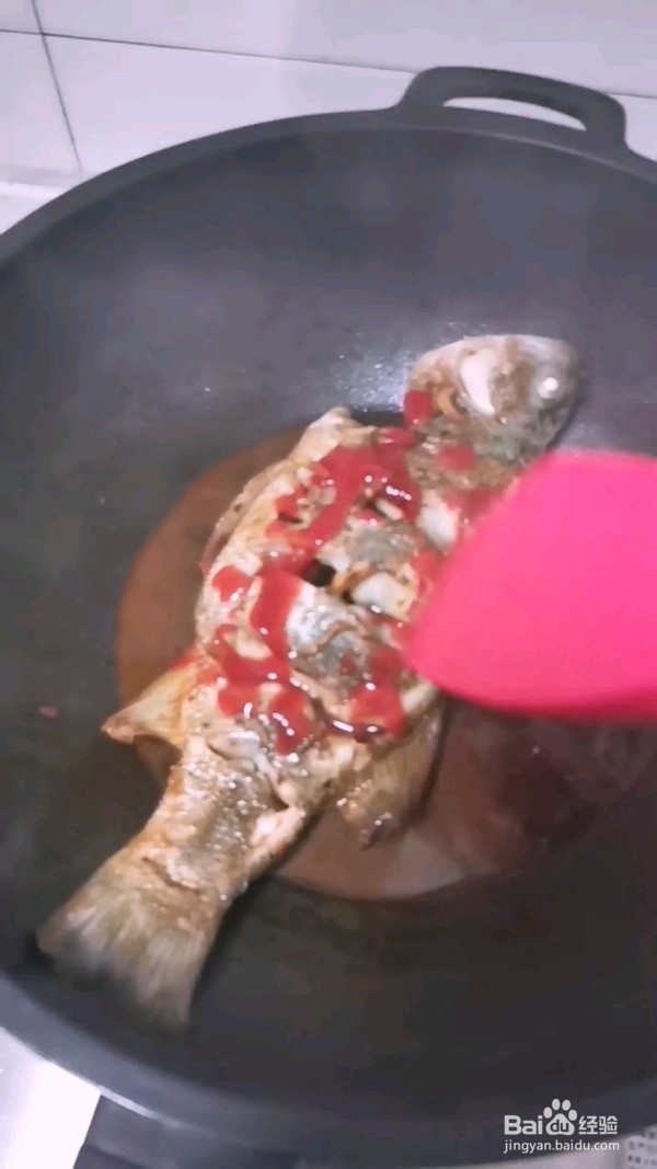 红烧鲈鱼的做法