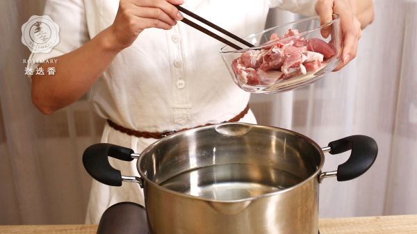 冬瓜薏米排骨汤