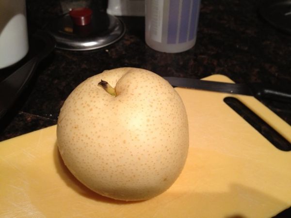 红枣雪梨薏仁银耳汤