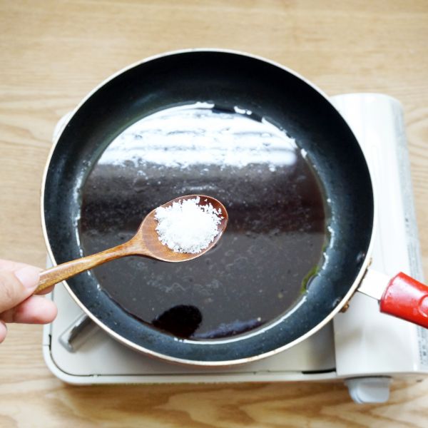 煎鸡腿肉-丘比沙拉汁日式口味