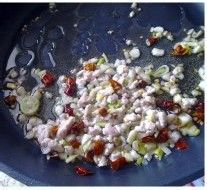 让你爱上做饭的快手小炒——食色俱佳的干煸菜花