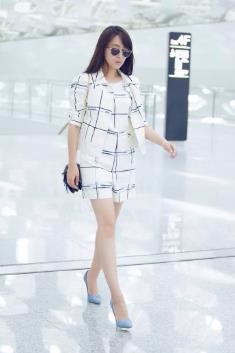 丝袜的搭配的雷区跟穿搭技巧