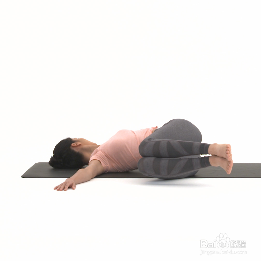 仰卧脊柱扭转_舒缓瑜伽 · 晚间肩颈拉伸