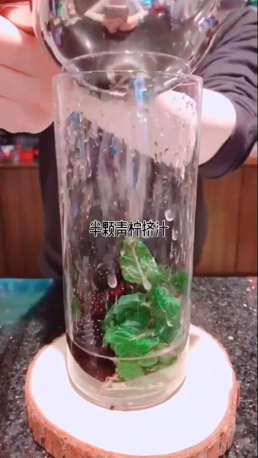 桑葚莫吉托如何制作