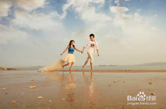 裸婚时代的男女都出轨、小三了，你还渴望裸婚？