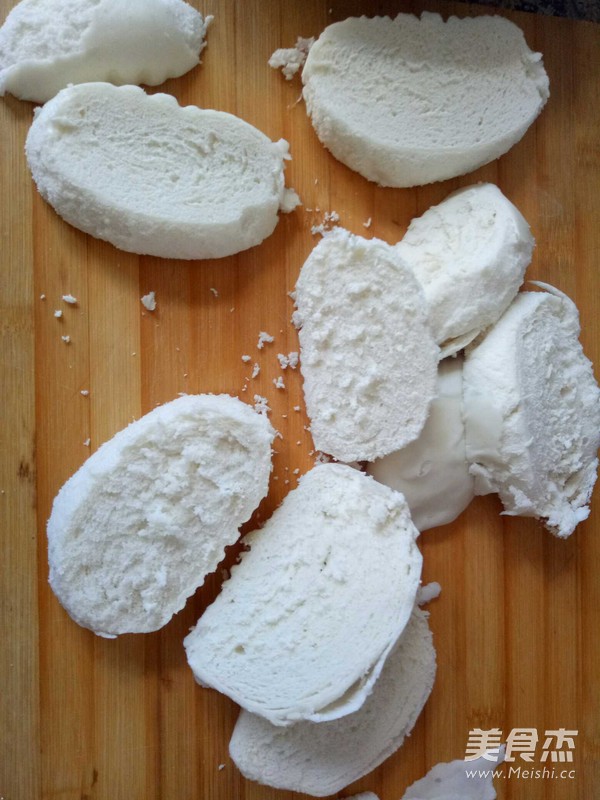 蛋煎馒头片的做法