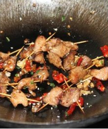 香辣牙签肉做法