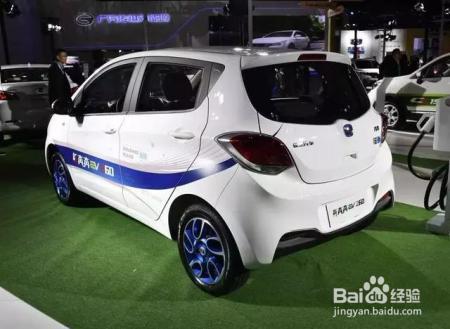 这台豪华中级车跟奔驰“同心”！价格却比C级便宜6万！