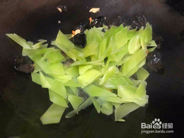 莴笋炒鸡蛋教学