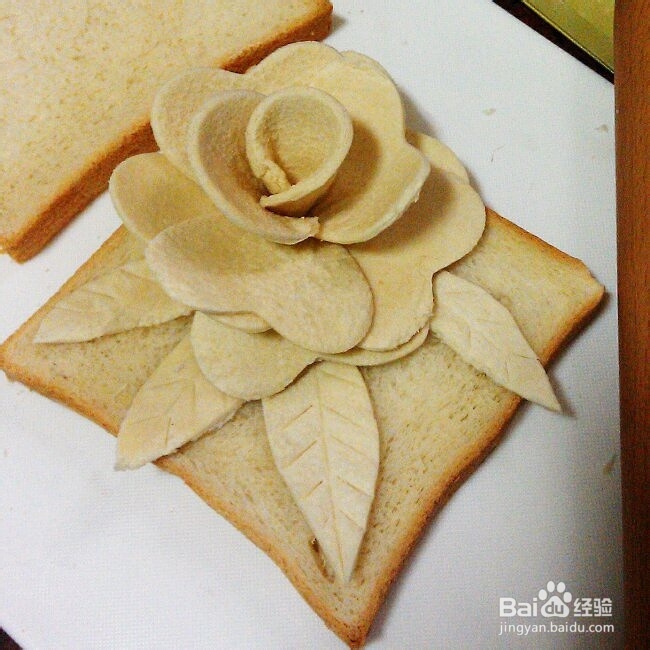 营养美味的玫瑰吐司