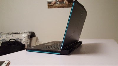 Dell/戴尔 Alienware 15 ALW15C-1738 开箱晒物