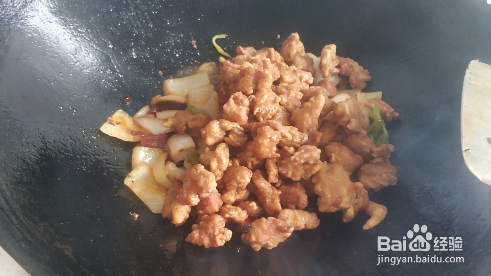 家庭版麻辣鸡丁的做法