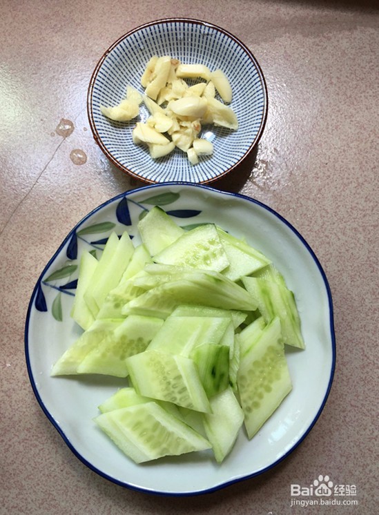 冷冻鸡胸肉怎么炒嫩