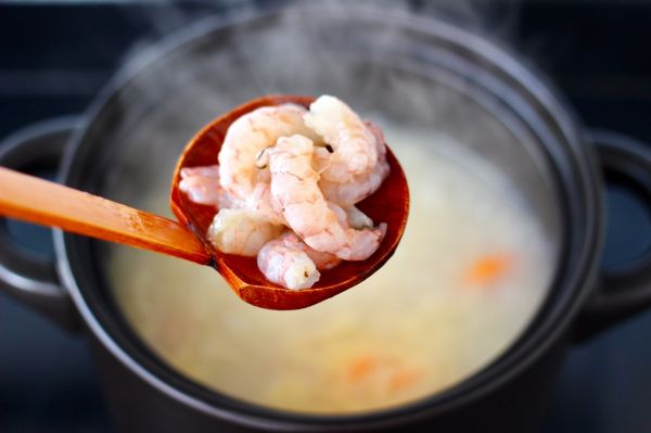 海虾海参砂锅粥