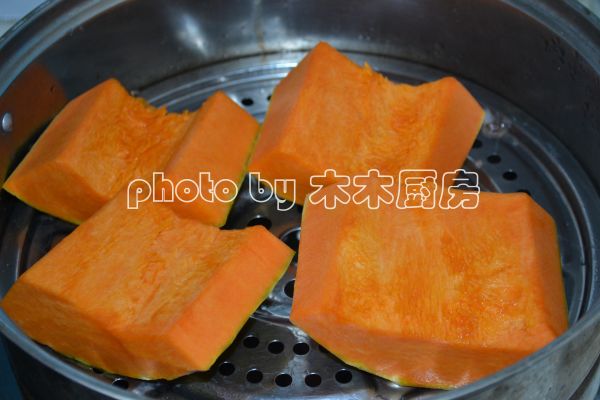 南瓜榨菜肉丝包