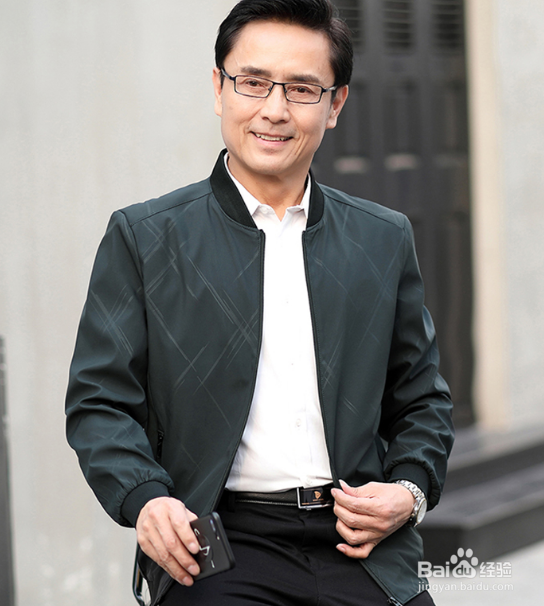 40岁男人怎么穿衣服有气质