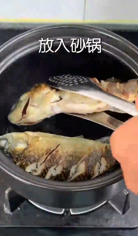 怎样做鲫鱼豆腐汤