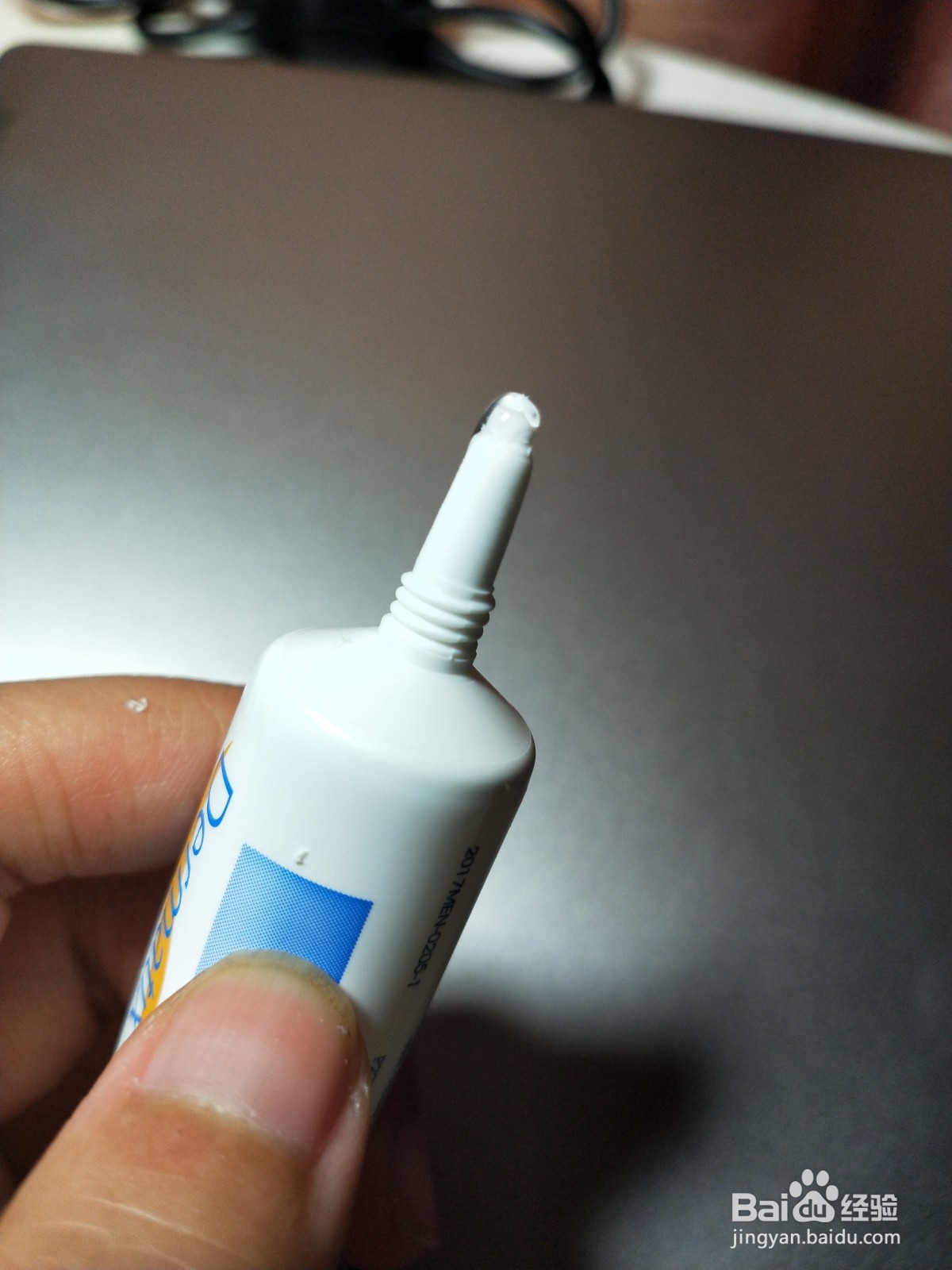 如何正确打开和使用舒痕凝胶