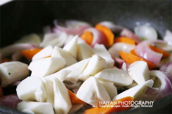 秋日补肺润燥创意养生菜