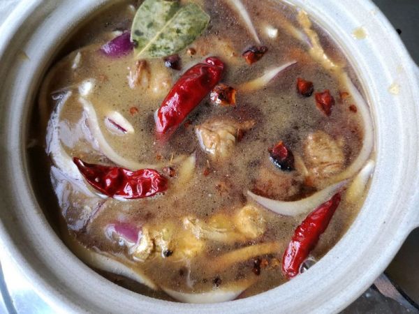 土豆焖牛腩盖饭