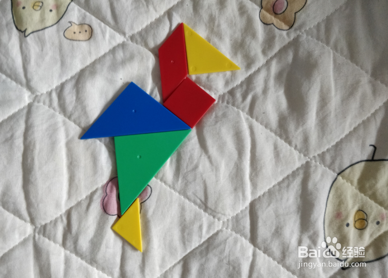 用七巧板智力拼图怎么拼鹳？