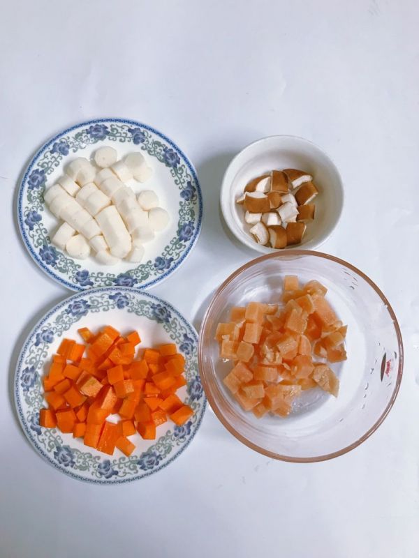 香菇蔬菜鸡肉粥