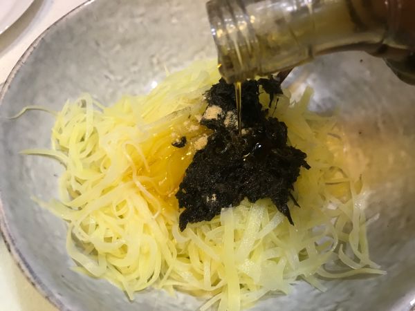 橄榄菜凉拌脆口土豆丝