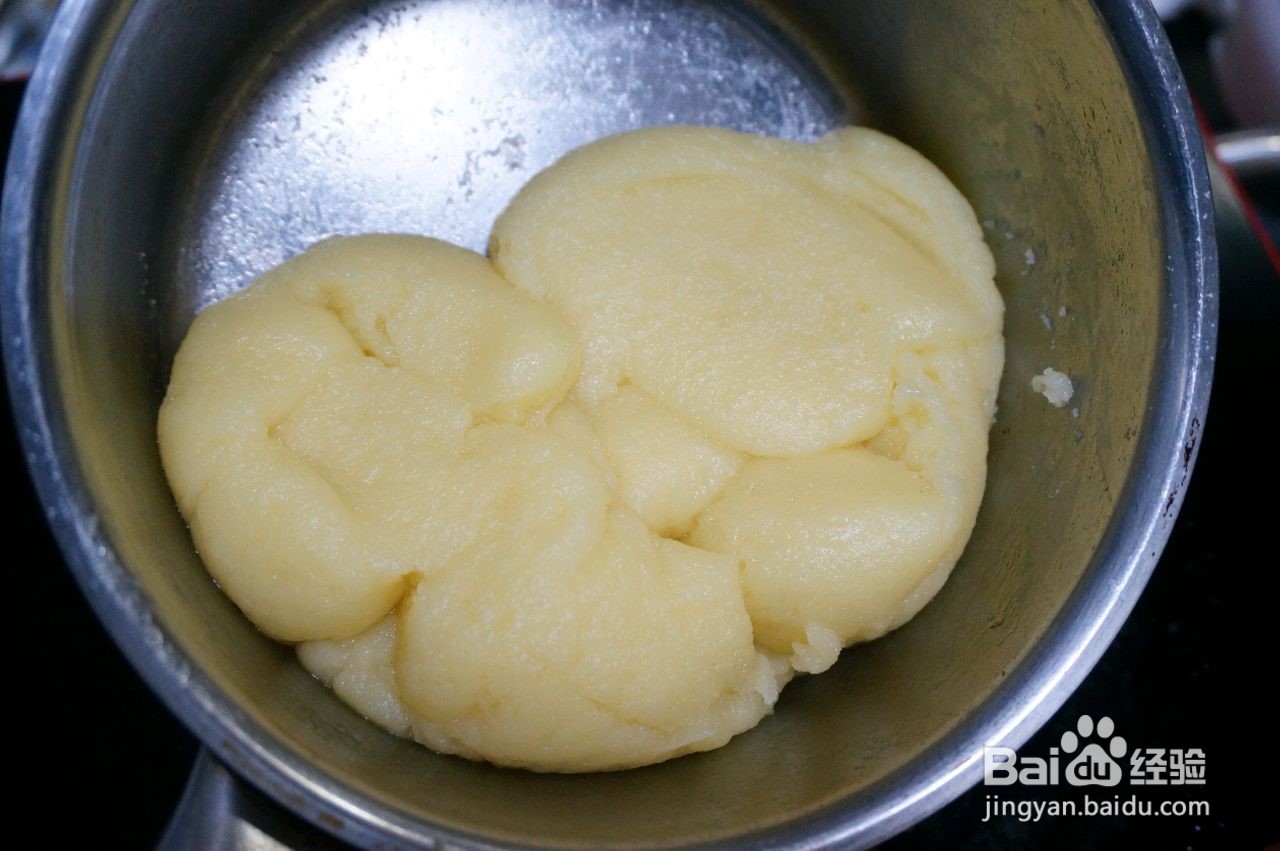 巧克力花生酥皮泡芙