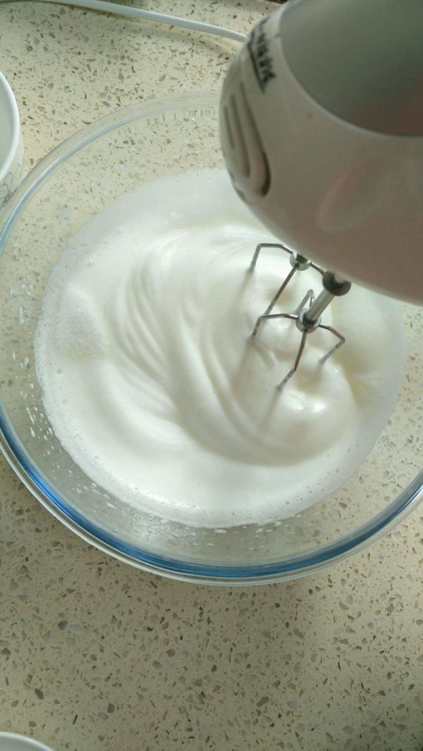 芝麻酱戚风蛋糕