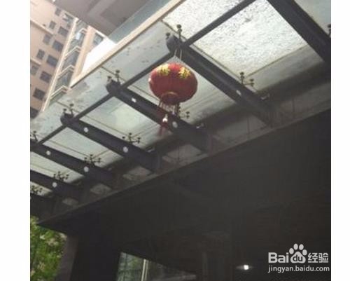 如何避免淋雨