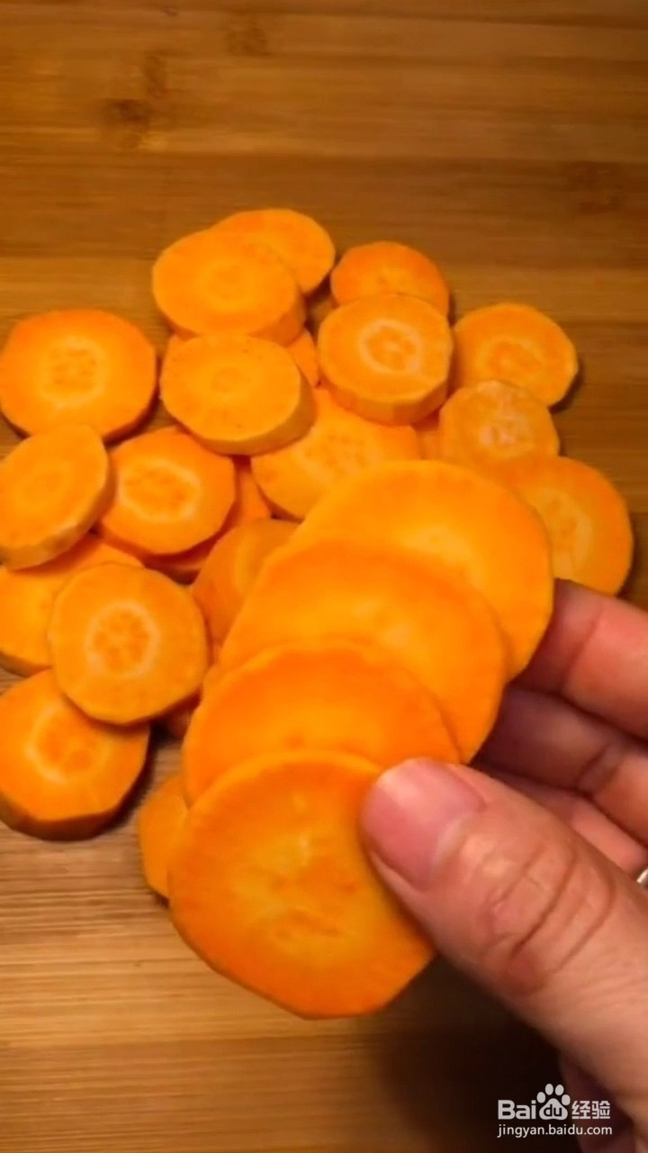 怎么做红薯芝麻球？