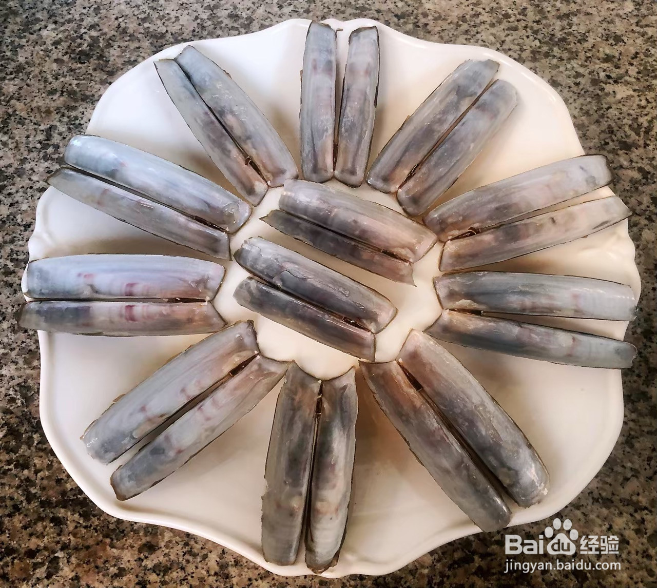 蒜蓉粉丝蒸竹蛏子的做法