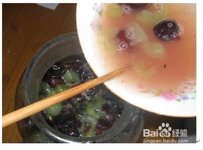 如何自己动手酿造干红葡萄酒