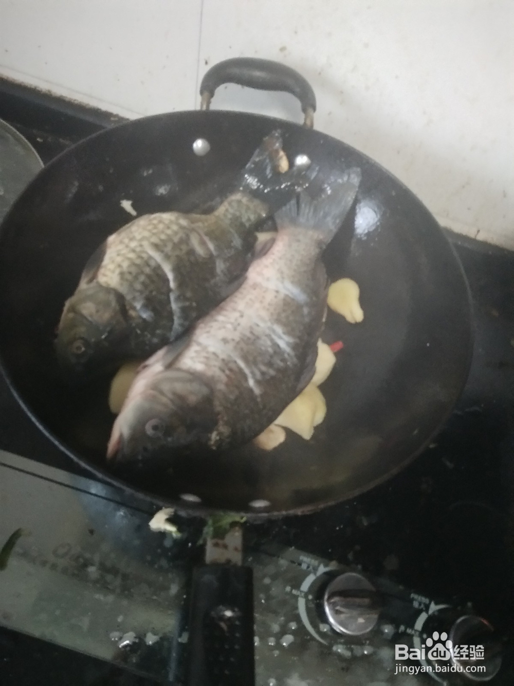 酱炖土豆大鲫鱼