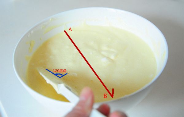 戚风栗蓉蛋糕卷