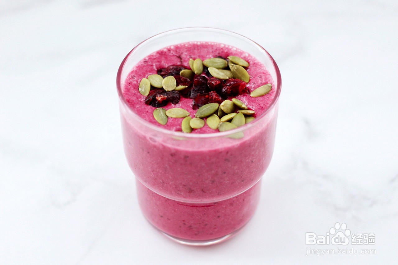 蔓越莓香蕉奶昔的做法