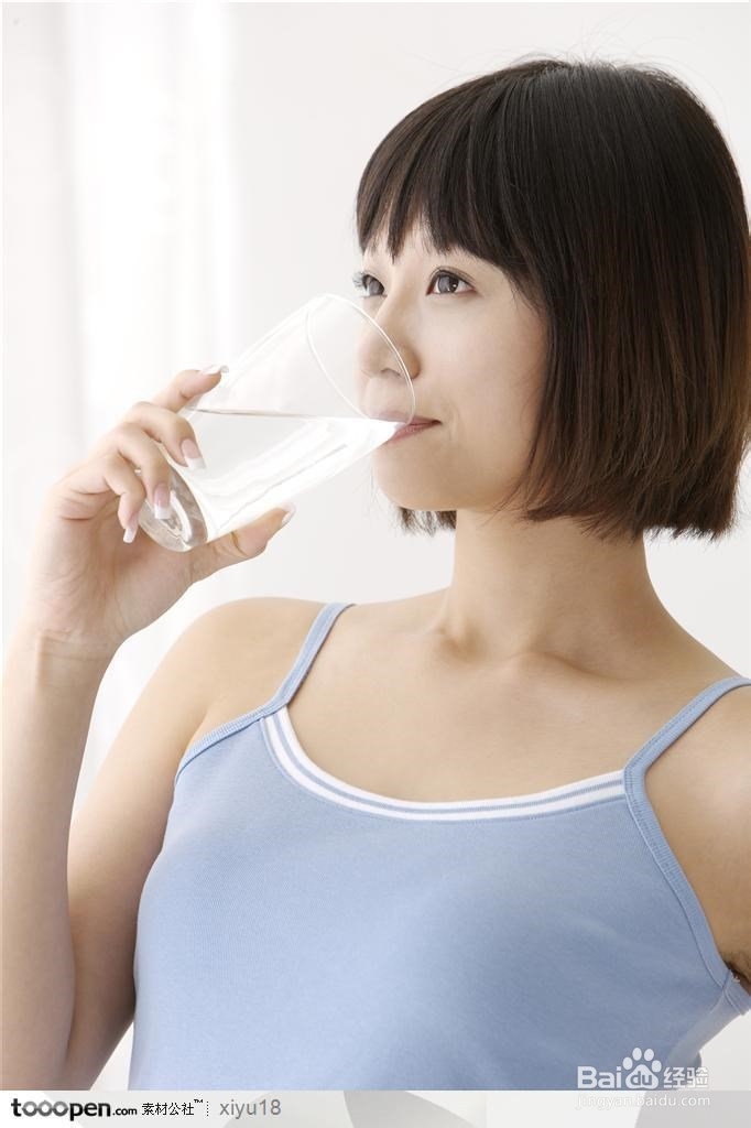 这样喝水能有效排出宿便！