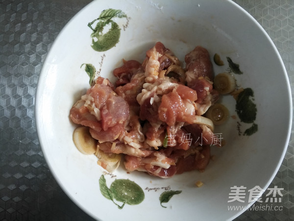 辣炒香菇肉片