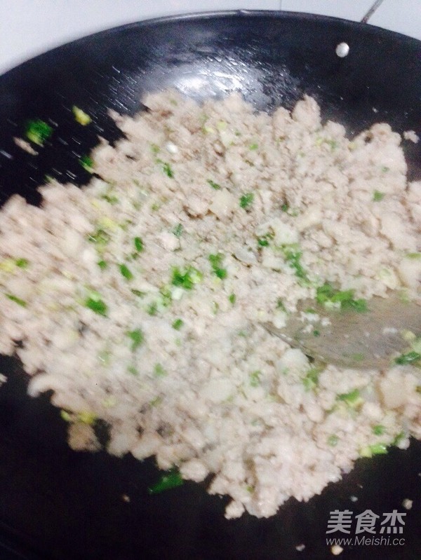 猪肉白菜粉丝包子