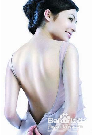 教你如何赶走背部赘肉，轻松瘦出美背