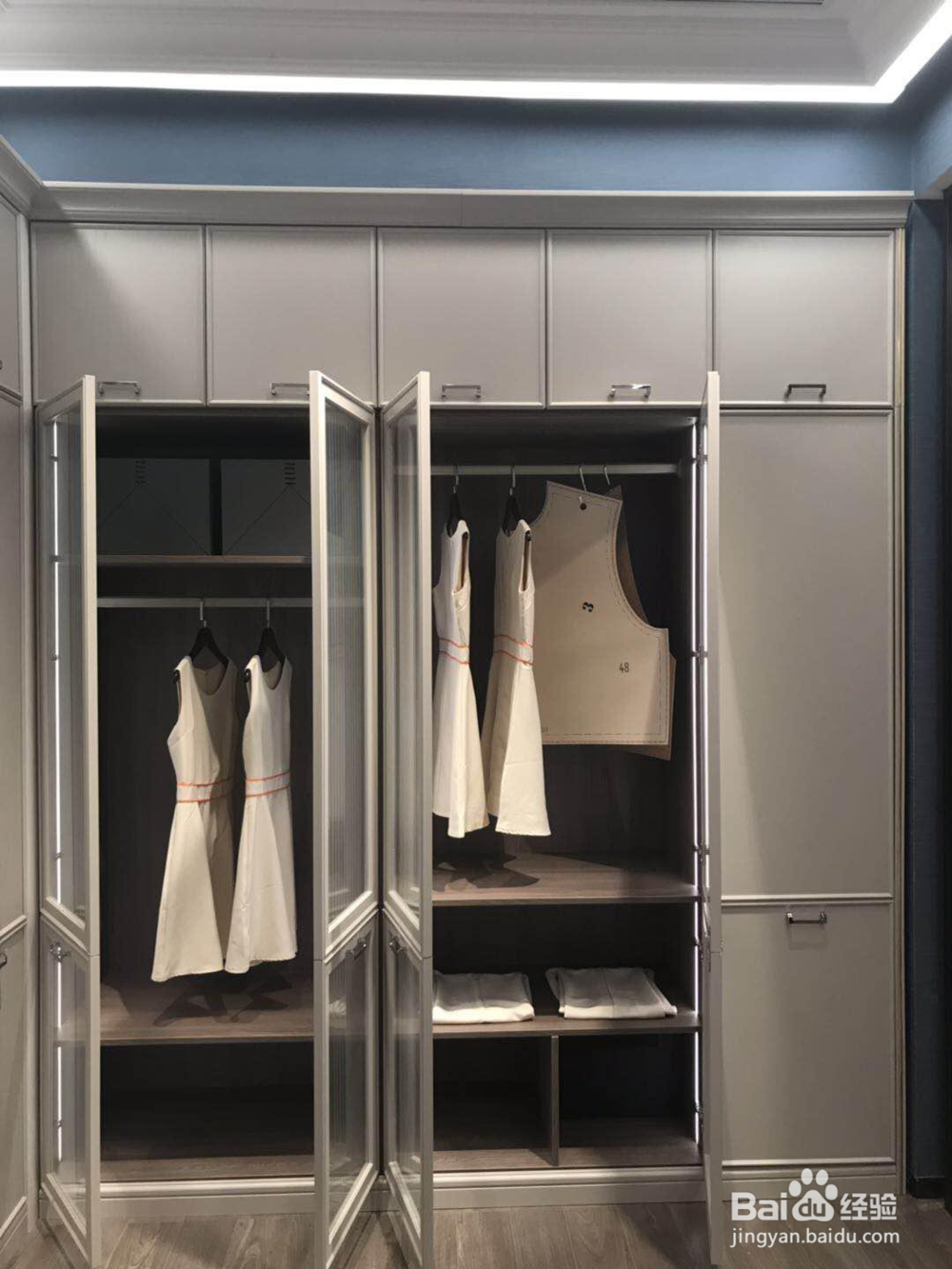 定制平开门衣柜的优缺点