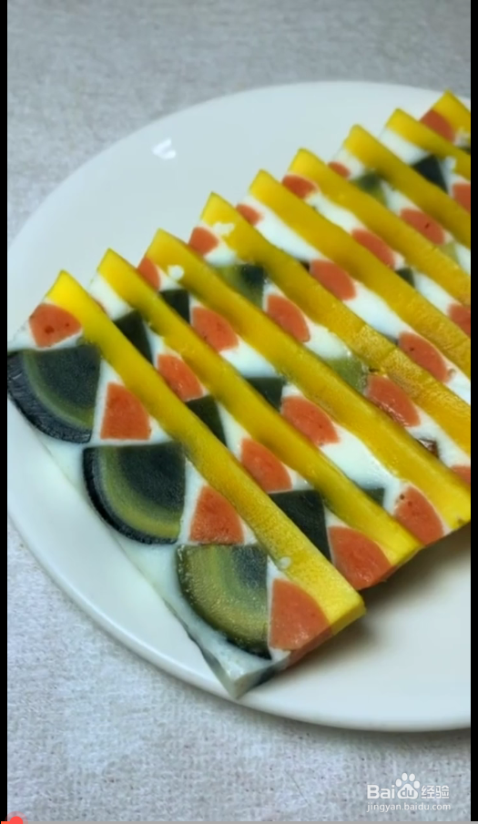 如何制作皮蛋火腿