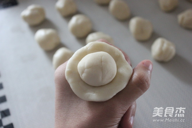 红豆梅花酥的做法