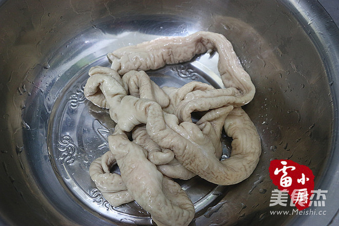 青椒芹菜爆大肠